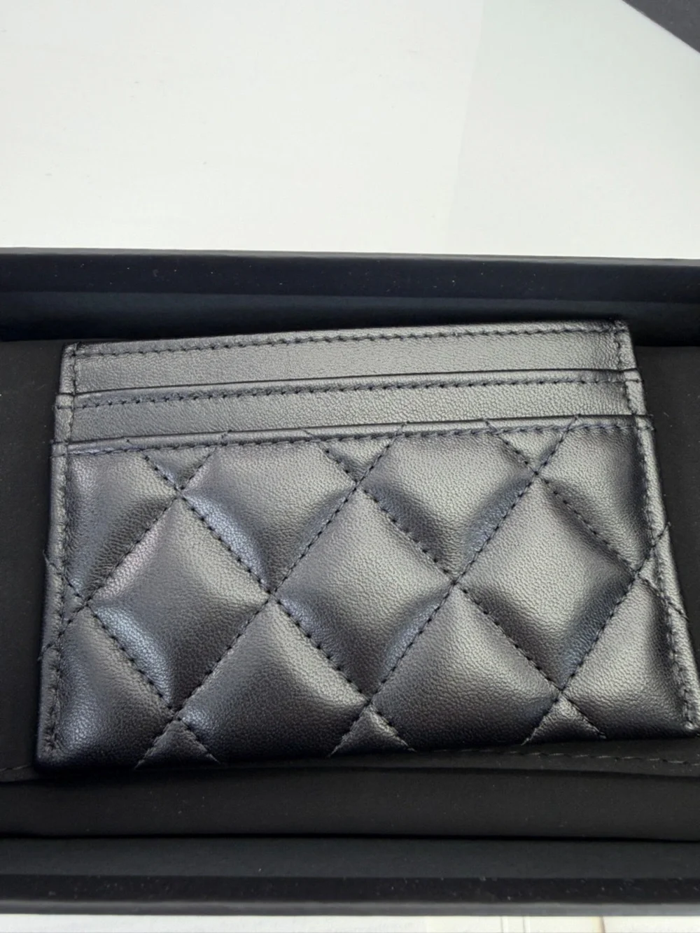 Chanel Pearl CC Black Quilted Card Holder NEW